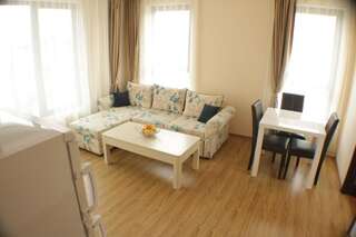 Апарт-отели Aria Complex Свети-Влас Апартаменты с 2 спальнями, балконом и видом на море-4